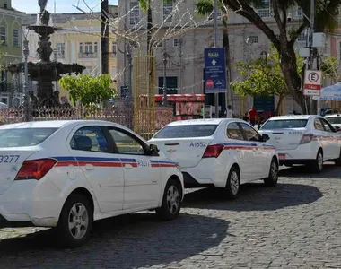 Taxistas já podem usar bandeira 2