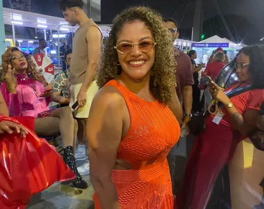 Gláucia Lima quebrou e amassou na festa do MASSA!