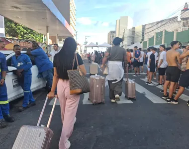 Turistas chegam à Barra