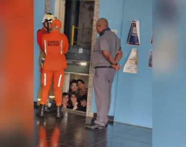 Corpo de Bombeiros foi acionado para auxiliar os estudantes