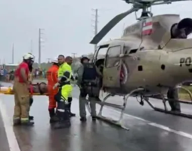Dois policiais tiveram ferimentos leves