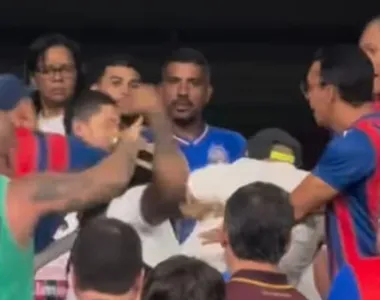 Flamenguistas infiltrados são retirados da torcida do Bahia