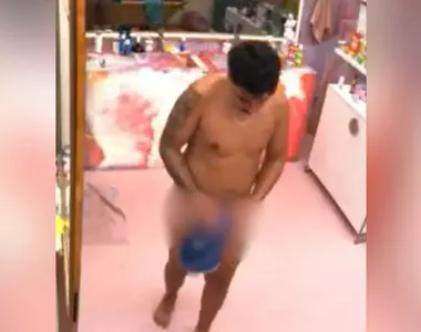 Pedro fica nu dentro do BBB 26