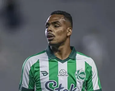 Caíque Gonçalves, novo volante do Vitória