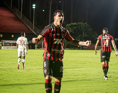 Lucas Halter, zagueiro do Vitória