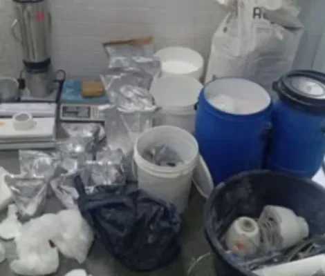 Imagem ilustrativa da imagem Polícia acaba com fábrica de pó em Feira de Santana