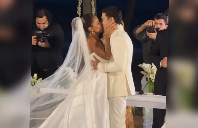 Imagem ilustrativa da imagem Confira os looks dos convidados no casório de Sthe Matos e Kevi Jonny