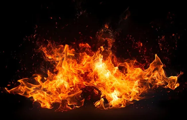 Imagem ilustrativa da imagem Incêndio em boate de paraíso turístico deixa pelo menos 23 mortos