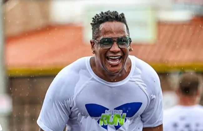 Imagem ilustrativa da imagem Lupão, da Patrulha do Samba, estreia em corrida de rua