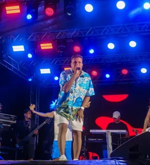 Imagem ilustrativa da imagem Léo Bala ataca de cantor no Carnaval da Bahia