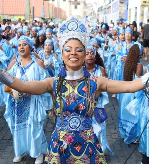 Imagem ilustrativa da imagem Afoxé Filhas de Gandhy celebra o mês da mulher com o Ajeum das Yabás