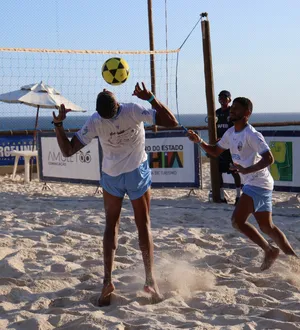 Imagem ilustrativa da imagem Baianão de futevôlei acontece em cidade turística da Bahia