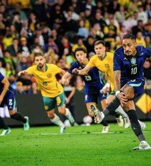 Imagem ilustrativa da imagem Brasil aprende com erros, vira jogo e bate Austrália em revanche