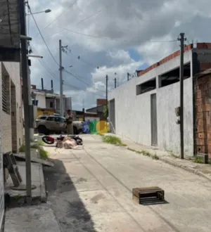 Imagem ilustrativa da imagem Corrida fatal: motoboy é vítima de emboscada em Camaçari