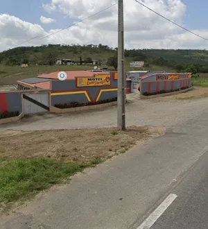 Imagem ilustrativa da imagem De forma macabra, crânio aparece em panela de pressão na Bahia