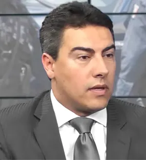 Imagem ilustrativa da imagem Delegado é detido após furtar pote em conserva em supermercado