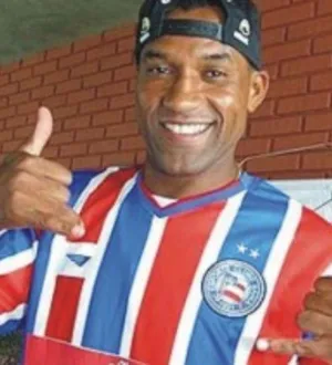 Imagem ilustrativa da imagem Ex-Bahia, Viola é condenado a quase 4 anos de prisão