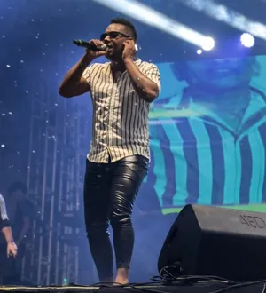 Imagem ilustrativa da imagem Ex-Ídolos, Tom Black grava audiovisual no município baiano de Saubara