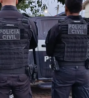 Imagem ilustrativa da imagem Homem é preso após oferecer dinheiro para adolescente em troca de sexo