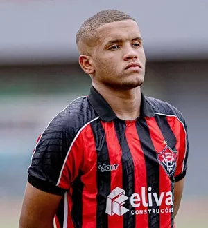 Imagem ilustrativa da imagem Jair Ventura pode recorrer à base em jogo contra o São Paulo