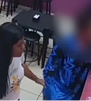 Imagem ilustrativa da imagem Jovem é presa por envenenar namorado com copo de açaí