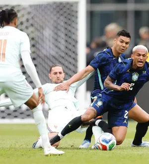 Imagem ilustrativa da imagem Lesões tiram Raphinha e Wesley da Seleção Brasileira