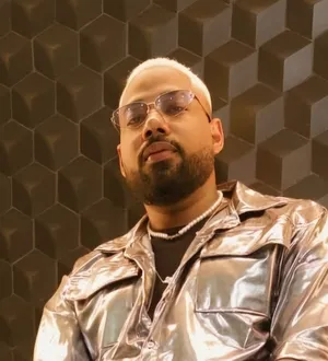 Imagem ilustrativa da imagem O Poeta e Marquinhos do Cavaco animam trio elétrico em Periperi