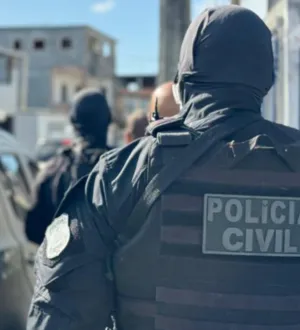 Imagem ilustrativa da imagem Sequestro em shopping teria sido planejado por casal; homem está preso