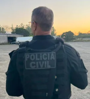 Imagem ilustrativa da imagem Suspeito de atropelo intencional contra casal é detido em Eunápolis