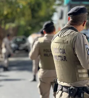 Imagem ilustrativa da imagem Vídeo mostra moradores em tiroteio que atingiu policial no Nordeste