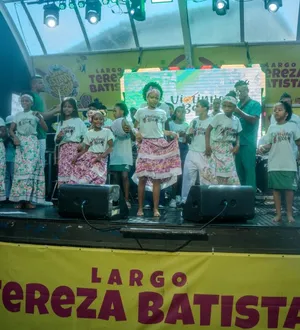 Imagem ilustrativa da imagem Viola de Doze festeja os 10 anos do Projeto Violinha Boa, no Pelô