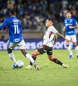 Imagem ilustrativa da imagem Vitória encara Cruzeiro com tabu de 16 anos para quebrar
