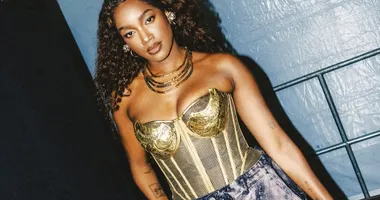 Imagem ilustrativa da imagem Iza assume namoro com 'Pedrinho' do Sítio do Pica Pau Amarelo; veja