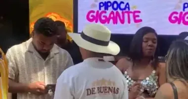 Imagem ilustrativa da imagem Léo Santana recebe Davi e Raquel em pipoca do povo no Campo Grande