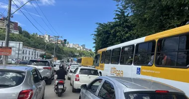 Imagem ilustrativa da imagem Após o feriadão, retorno para Salvador tem movimento intenso