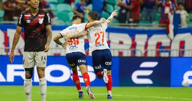 Imagem ilustrativa da imagem Athletico x Bahia: onde assistir, escalações e arbitragem