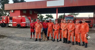 Imagem ilustrativa da imagem Bombeiros encontram roupa semelhante a de mulher desaparecida