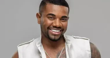 Imagem ilustrativa da imagem Com nova profissão, Davi Brito vira alvo de piadas