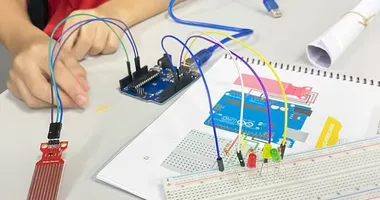 Imagem ilustrativa da imagem Curso gratuito de robótica abre vagas no subúrbio de Salvador