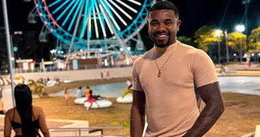 Imagem ilustrativa da imagem Davi Brito diz que poderia ter feito novela e critica TV Globo