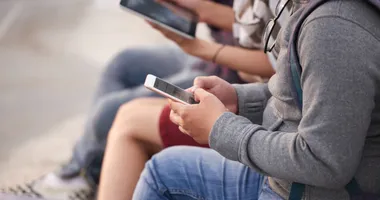 Imagem ilustrativa da imagem ECA Digital reforça proteção de crianças e jovens no ambiente virtual