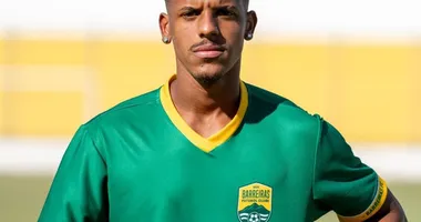 Imagem ilustrativa da imagem Filho do cantor Flavinho assina contrato com time baiano