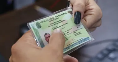 Imagem ilustrativa da imagem Idosos ganham dia exclusivo pra tirar novo RG na Bahia