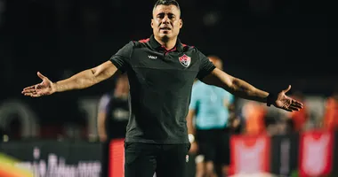 Imagem ilustrativa da imagem Jair Ventura rebate repórter em coletiva: "Tá tirando o mérito"