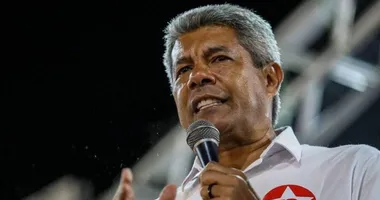 Imagem ilustrativa da imagem Jerônimo lamenta mortes de policiais e determina ação imediata