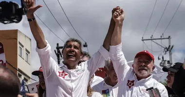 Imagem ilustrativa da imagem Jerônimo Rodrigues bate ACM Neto e está reeleito no 1º turno