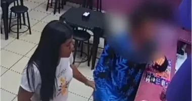 Imagem ilustrativa da imagem Jovem é presa por envenenar namorado com copo de açaí