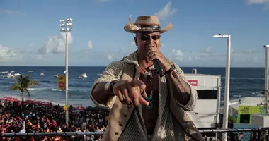 Imagem ilustrativa da imagem Léo Santana revela tensão durante show na Bahia