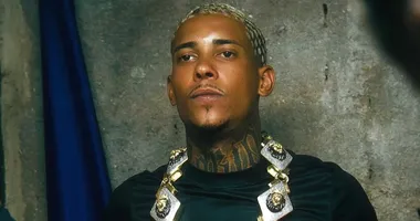 Imagem ilustrativa da imagem MC Poze tem casa invadida, é feito refém e perde R$ 2 milhões