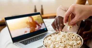 Imagem ilustrativa da imagem Netflix celebra 15 anos com coleção especial para os fãs brasileiros; veja indicações